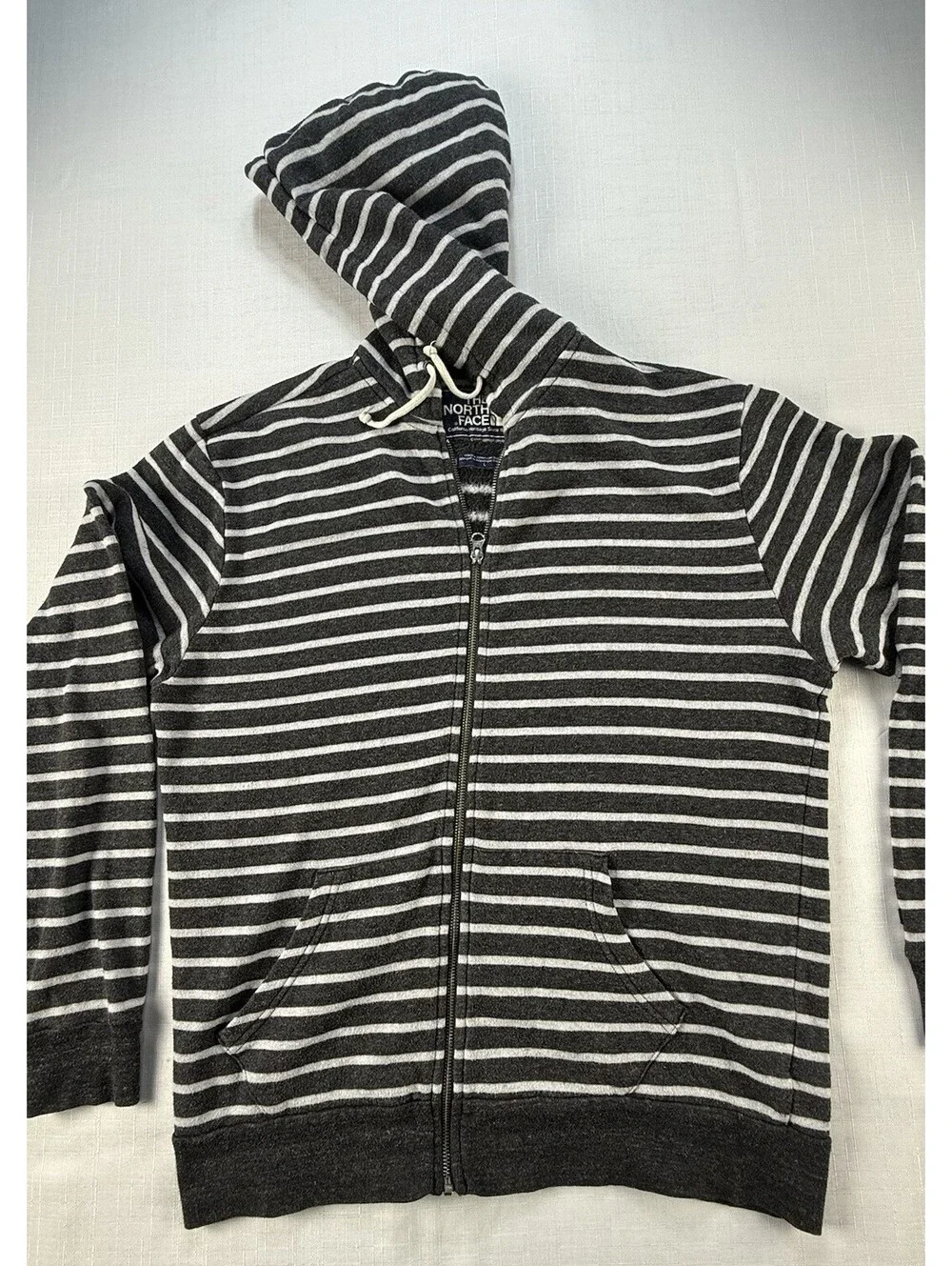 The North Face Hoodie Men’s Large Gray White Striped Full Zip Sweatshirt